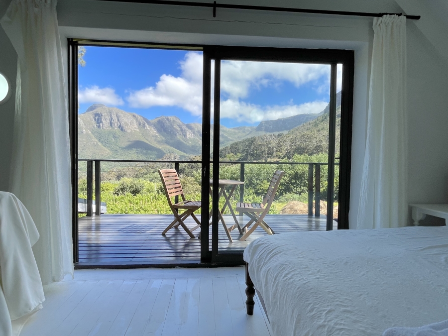 To Let 3 Bedroom Property for Rent in Constantia Nek Estate Western Cape